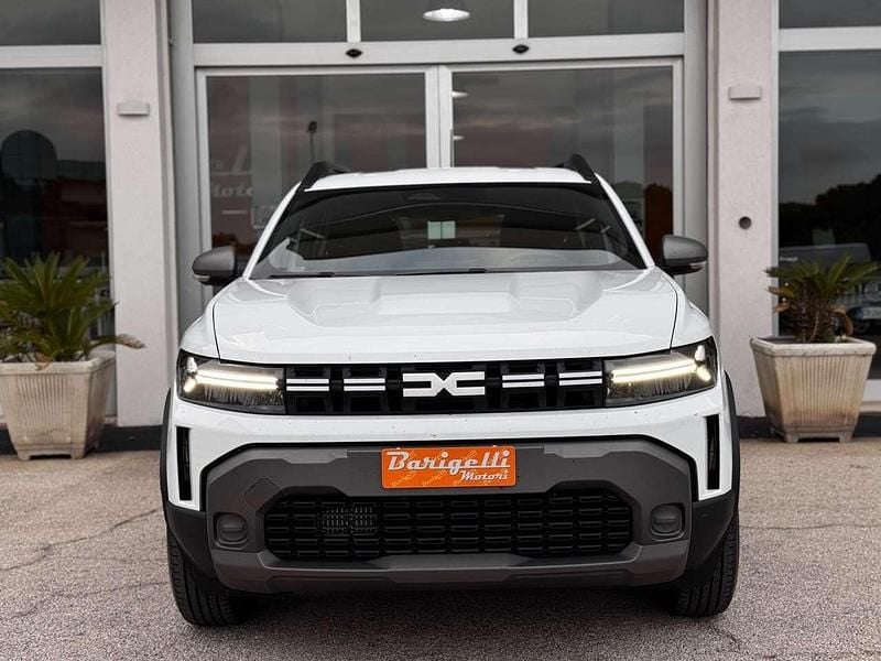 Bianco Nuova 2025 Dacia Duster Expression SUV | 23.500 € (Buon prezzo) - Immagine 1/4