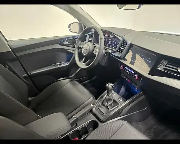 Nuova Audi A1 Ambiente 116 CV (85 kW) 2025 Bianco ghiaccio metallizzato SUV