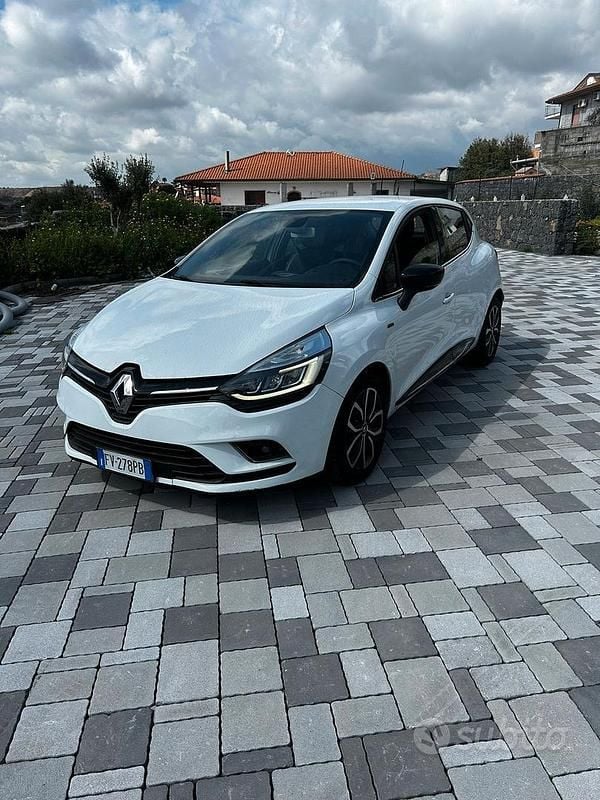 Usata Renault Clio IV 75 CV (55 kW) 2019 Bianco Utilitaria