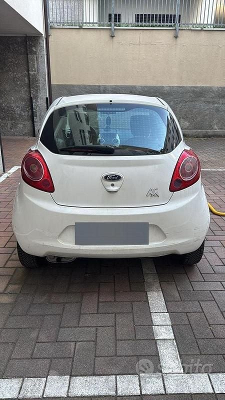 Usata Ford Ka 69 CV (50 kW) 2010 Bianco Utilitaria