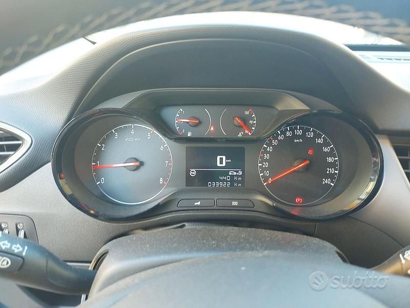 Usata Opel Crossland 83 CV (61 kW) 2022 Grigio SUV