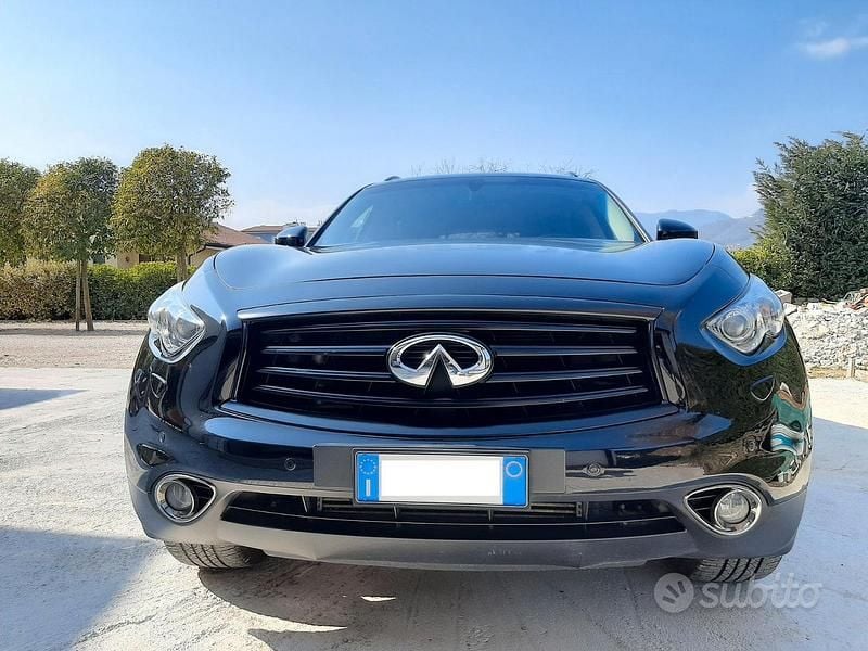 Usata Infiniti Fx30 238 CV (175 kW) 2013 Nero SUV