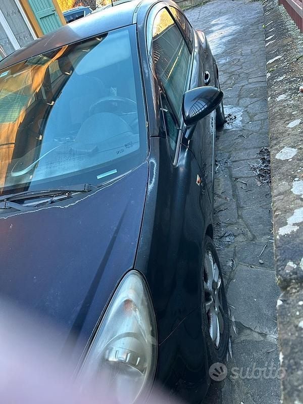 Usata Opel Corsa 2006 Berlina