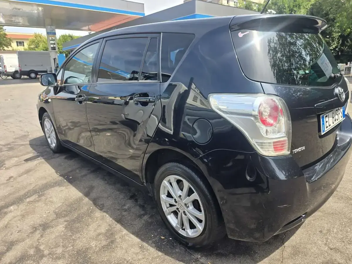 Usata Toyota Avensis 126 CV (92 kW) 2012 Other Station wagon