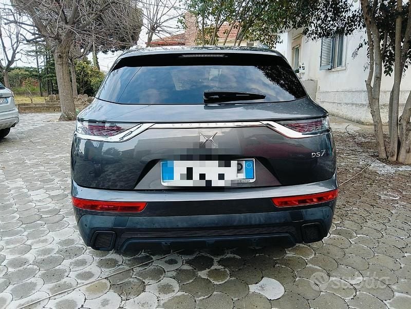 Usata DS Automobiles DS7 Crossback Business 130 CV (95 kW) 2022 Grigio SUV