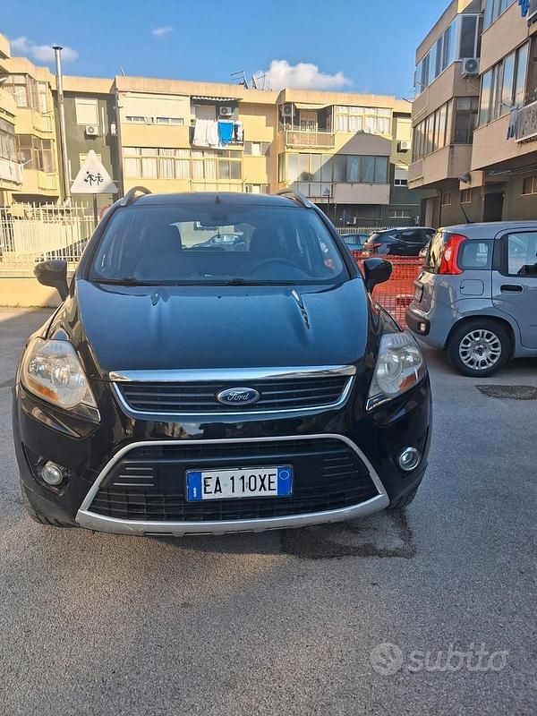 Usata Ford Kuga 136 CV (100 kW) 2010 Nero SUV
