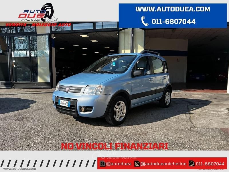 Usata Fiat Panda Climbing 60 CV (44 kW) 2008 Blu/azzurro Utilitaria