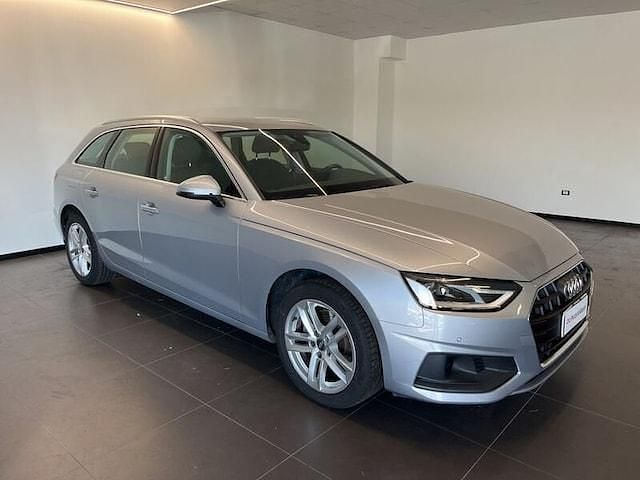 Usata Audi A4 Business 136 CV (100 kW) 2020 Argento Station wagon