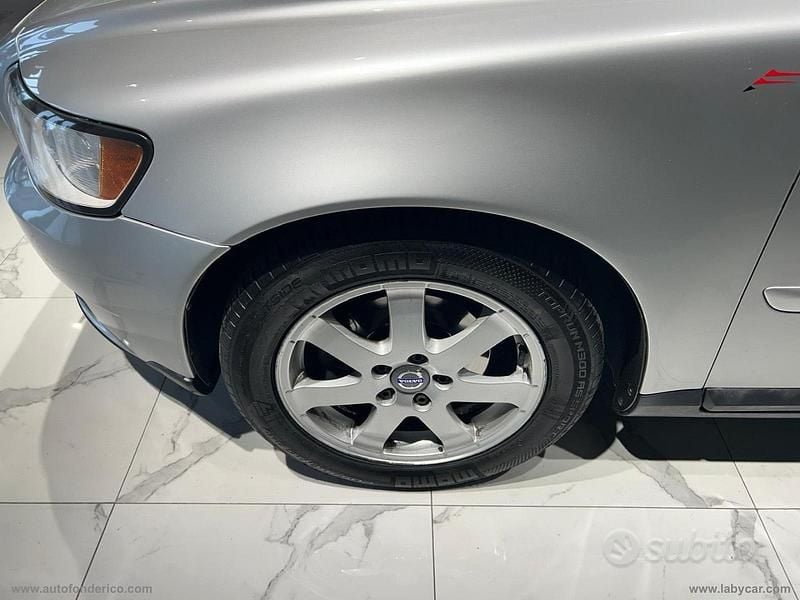 Usata Volvo V50 R-Design 109 CV (80 kW) 2010 Grigio Station wagon