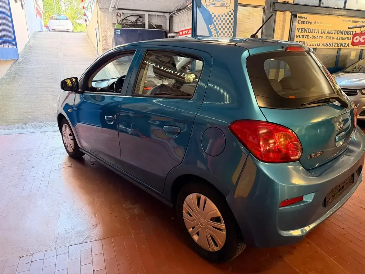 Usata Mitsubishi Space Star Invite 70 CV (51 kW) 2019 Blu Utilitaria