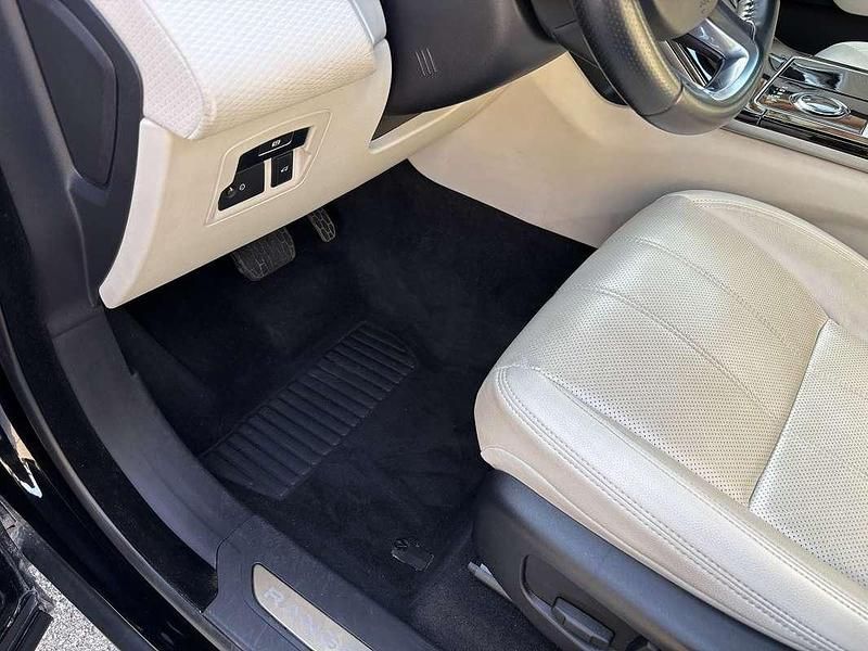 Usata Land Rover Range Rover Velar HSE 179 CV (131 kW) 2019 Nero SUV