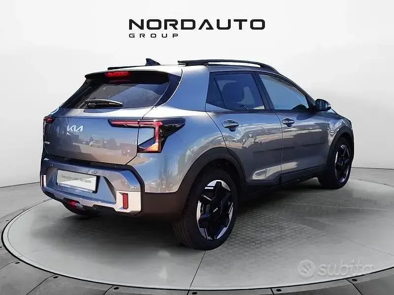 Usata Kia Stonic Style 116 CV (85 kW) 2026 Grigio SUV
