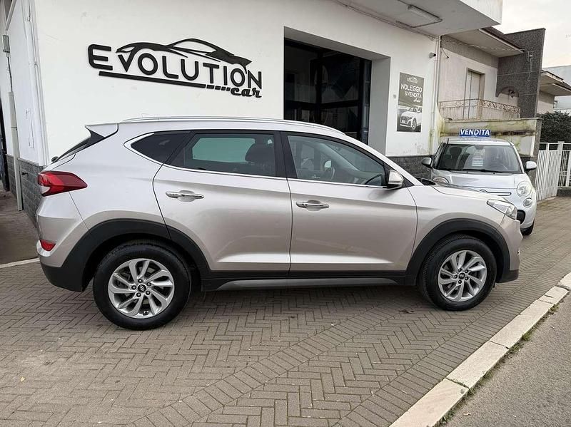 Usata Hyundai Tucson Xpossible 136 CV (100 kW) 2017 Grigio SUV