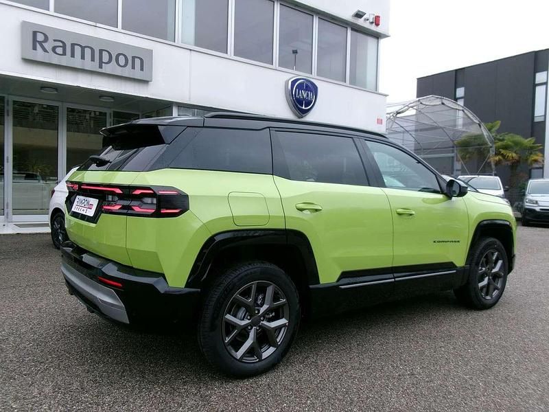 Nuova Jeep Compass 145 CV (106 kW) 2026 Verde SUV