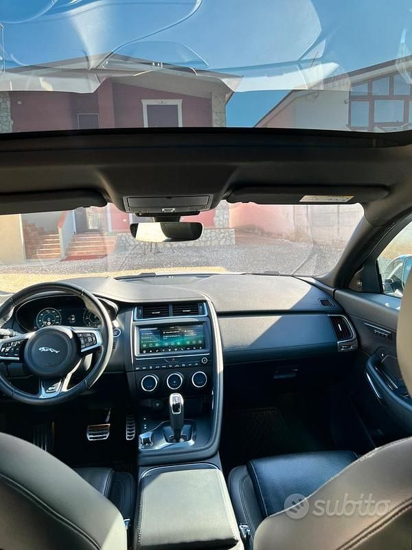 Usata Jaguar E-Pace R-Dynamic 180 CV (132 kW) 2019 SUV