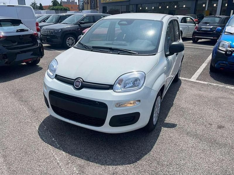Nuova Fiat Panda S 70 CV (51 kW) 2025 Bianco Utilitaria