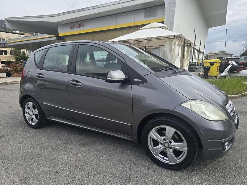 Occasion Mercedes A180 Edition 109 ch (80 kW) 2010 Other Monospace
