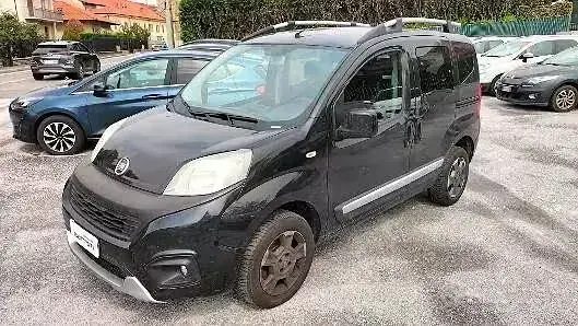 Usata Fiat Qubo Trekking 95 CV (69 kW) 2017 Nero Monovolume