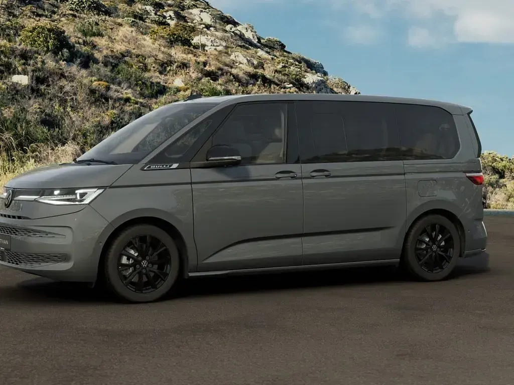 Nuova VW Multivan Life 245 CV (180 kW) 2026 Grigio pastello Monovolume