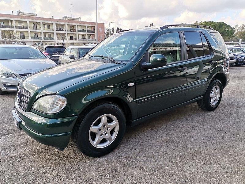 Usata Mercedes ML270 163 CV (119 kW) 2000 Verde SUV