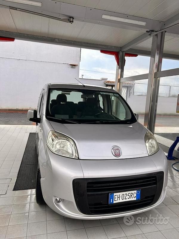 Usata Fiat Qubo Trekking 2011 Grigio Monovolume