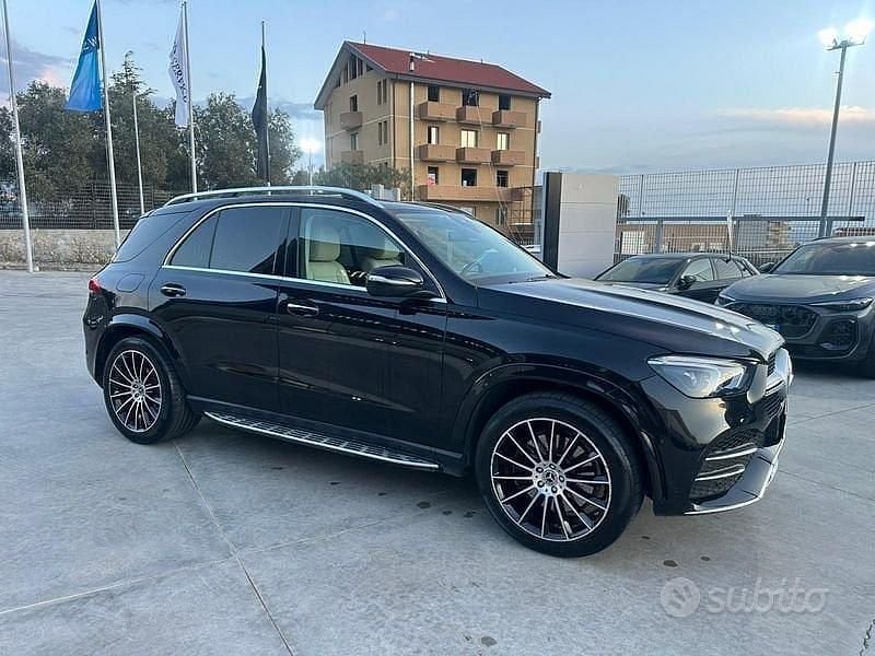Usata Mercedes GLE300 Premium Plus 272 CV (200 kW) 2022 Nero SUV