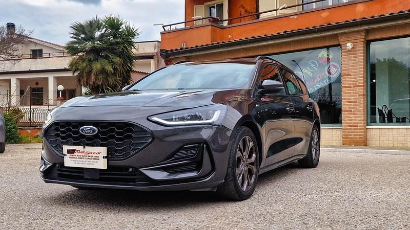Usata Ford Focus ST-Line 125 CV (91 kW) 2023 Grigio Station wagon