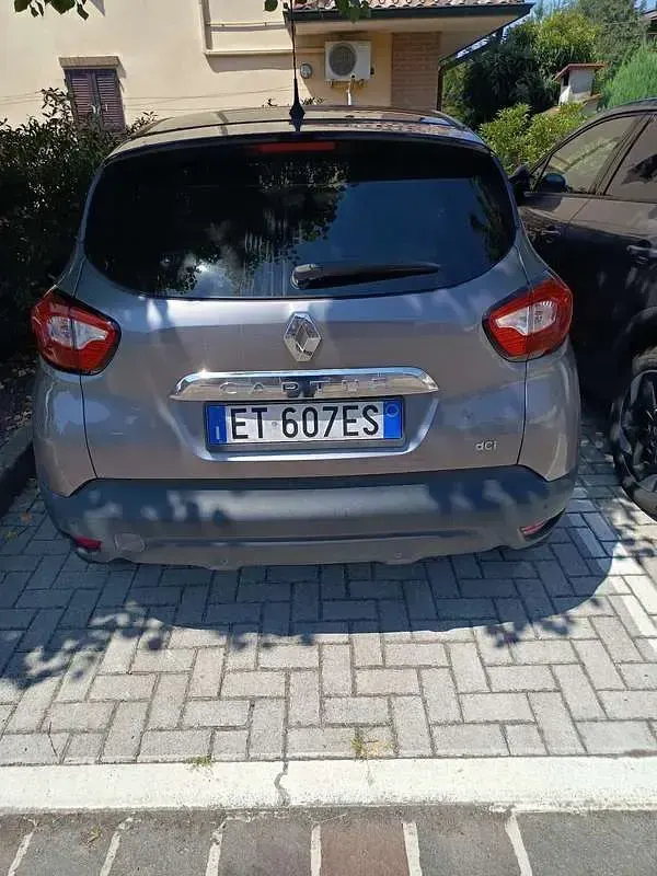 Usata Renault Captur 90 CV (66 kW) 2013 SUV