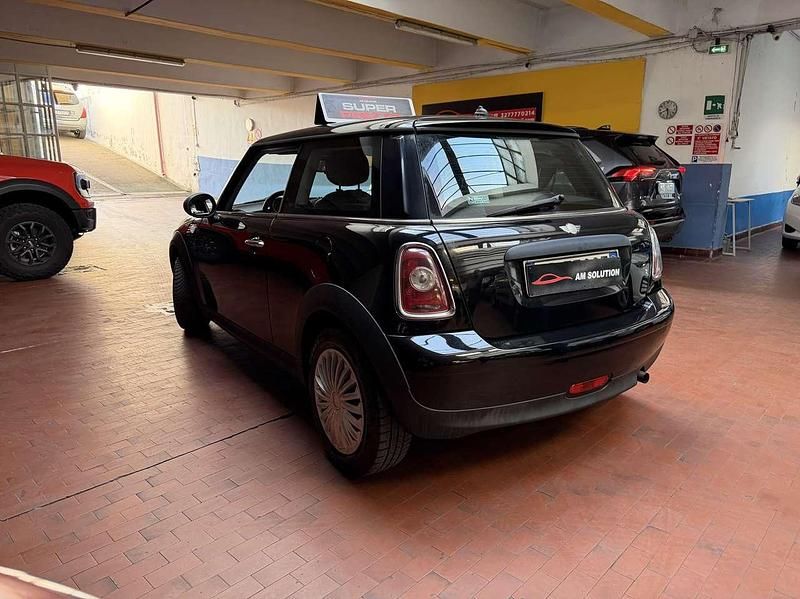 Begagnad Mini ONE 75 HK (55 kW) 2010 Other Halvkombi