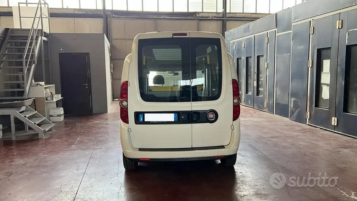 Usata Fiat Doblò 120 CV (88 kW) 2014 Bianco Monovolume