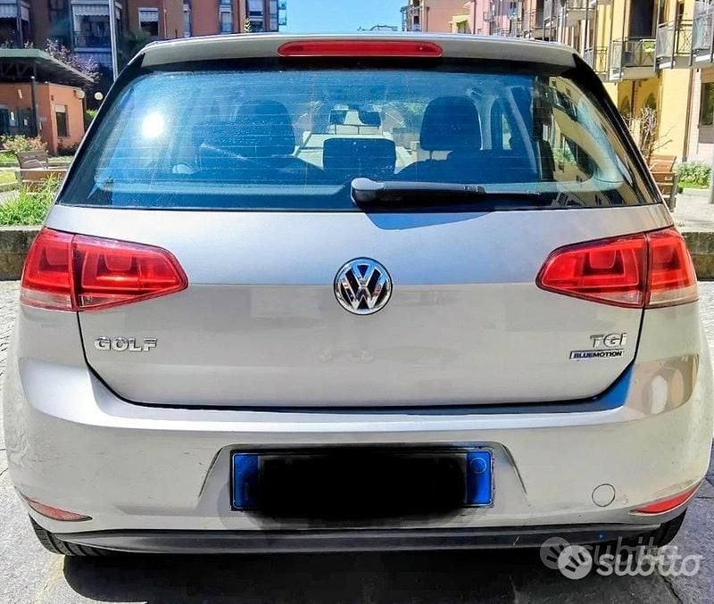 Usata VW Golf VII 110 CV (80 kW) 2015 Grigio Utilitaria