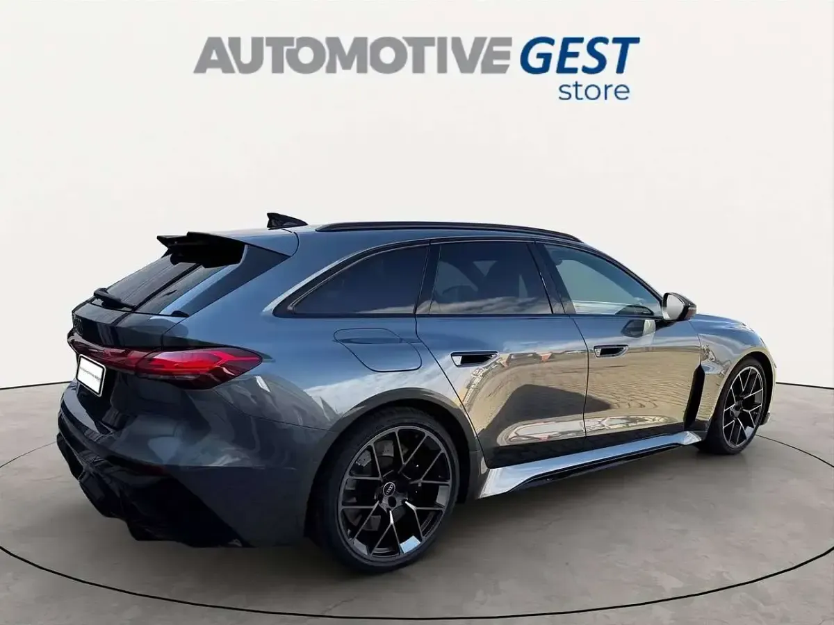 Nuova Audi RS5 Sport 639 CV (469 kW) 2026 Daytona Station wagon