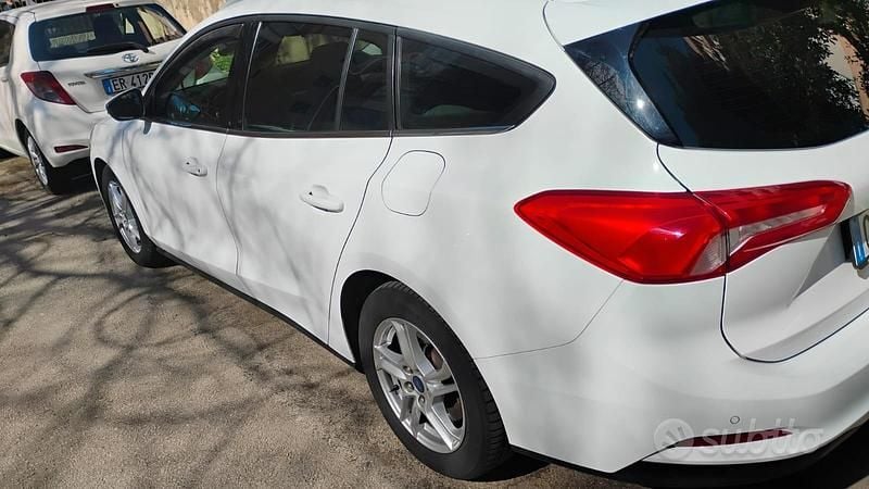 Usata Ford Focus 150 CV (110 kW) 2020 Bianco Station wagon
