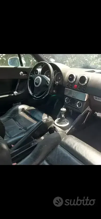 Usata Audi TT 179 CV (131 kW) 2001 Grigio Coupé