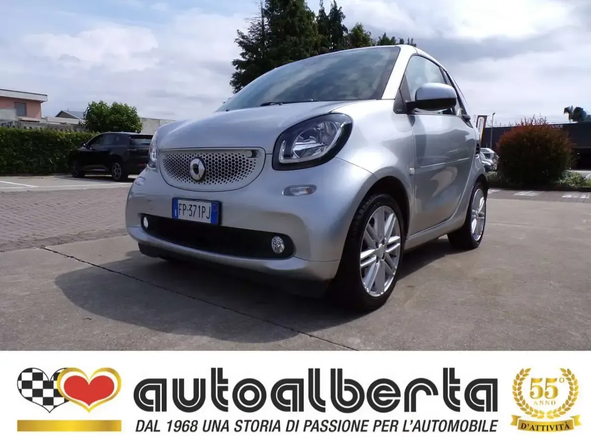 Usata Smart ForTwo Cabrio 90 CV (66 kW) 2018 Argento Cabrio