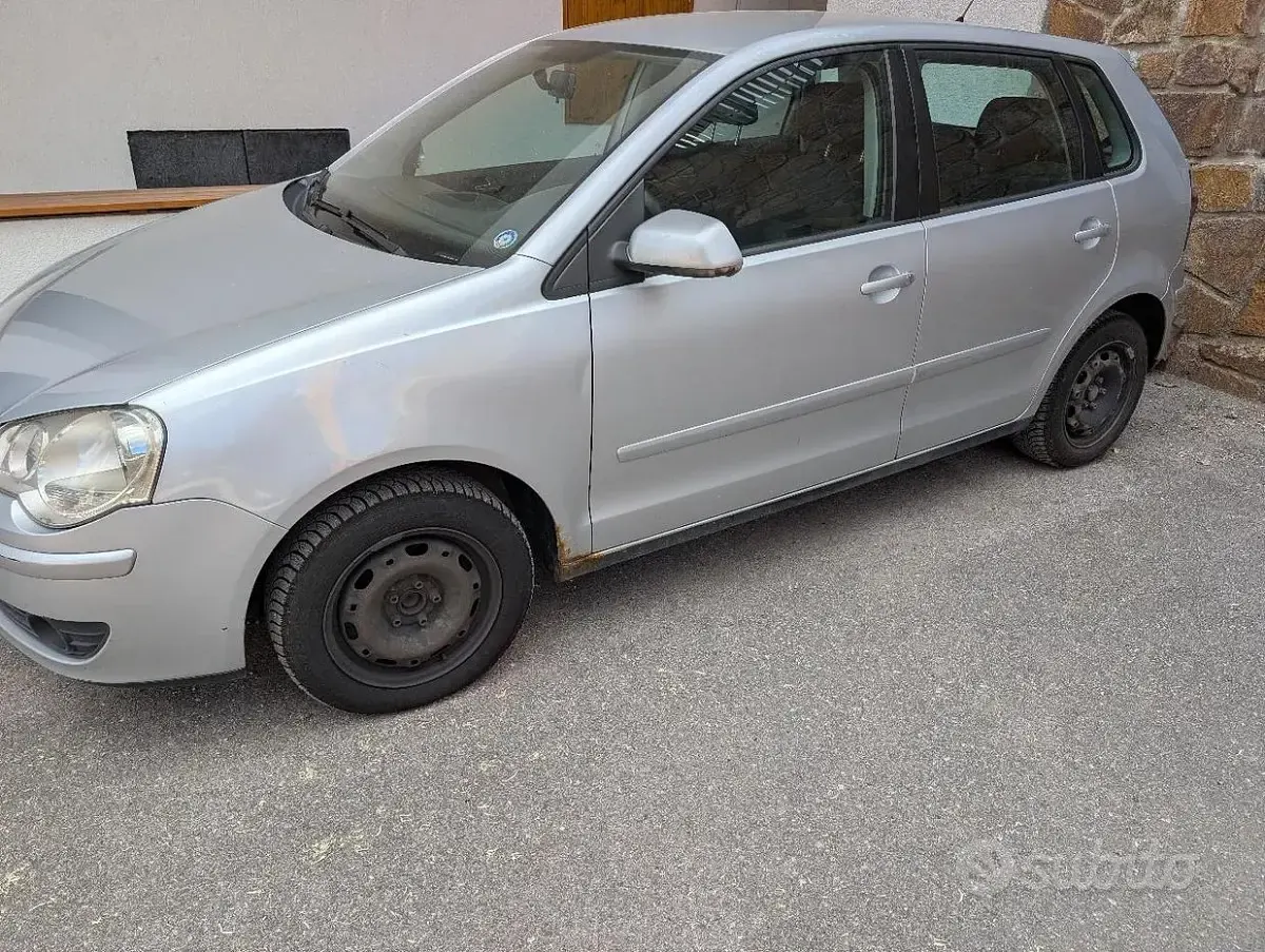 Usata VW Polo 75 CV (55 kW) 2006 Grigio Utilitaria