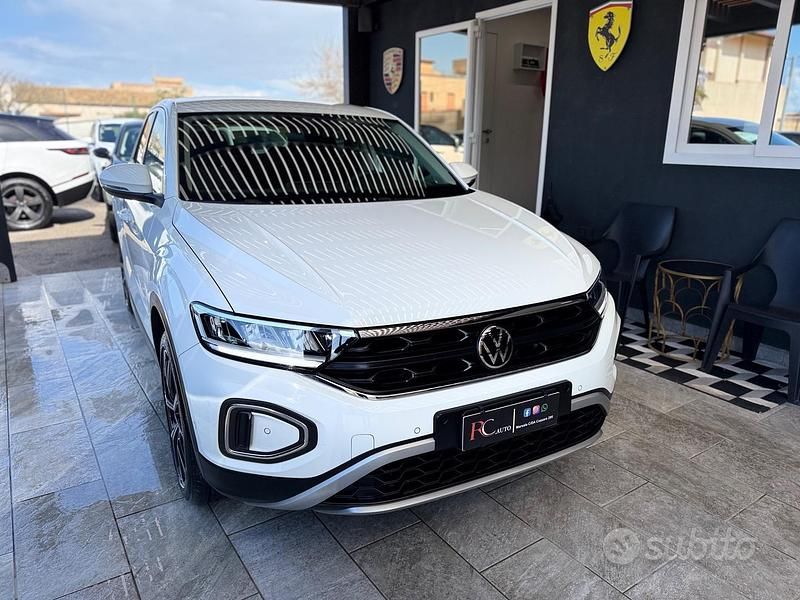 Usata VW T-Roc Style 110 CV (80 kW) 2023 Bianco SUV