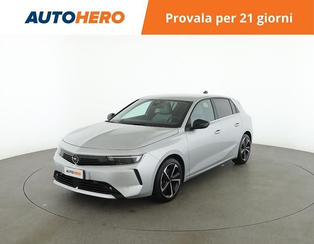 Argento Usata 2023 Opel Astra Elegance Tre volumi | 20.299 € (Buon prezzo) - Immagine 1/2