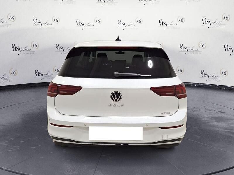 Usata VW Golf VIII Goal 150 CV (110 kW) 2024 Bianco Utilitaria