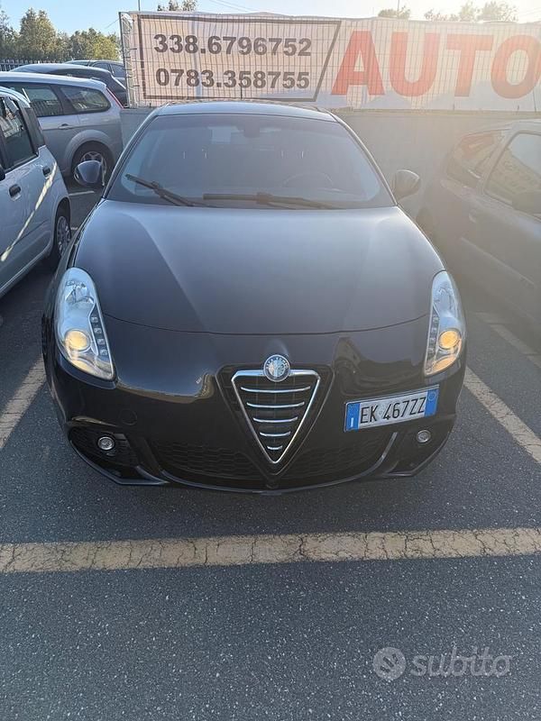 Usata Alfa Romeo Giulietta Distinctive 105 CV (77 kW) 2012 Nero Utilitaria