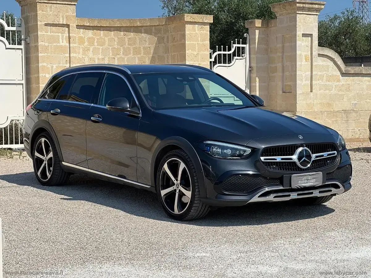 Usata Mercedes C220 200 CV (147 kW) 2022 Grigio Station wagon