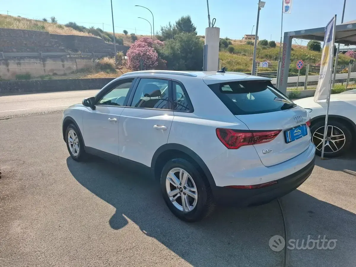 Usata Audi Q3 150 CV (110 kW) 2023 Bianco SUV