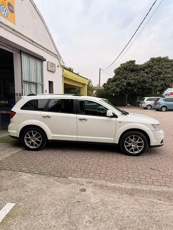 Usata Fiat Freemont Cross 170 CV (125 kW) 2015 Bianco SUV