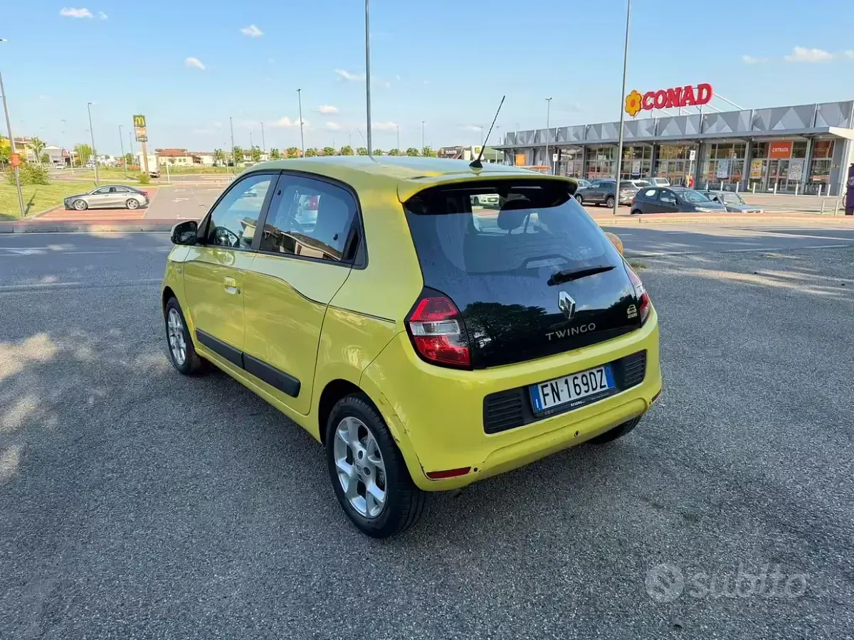 Usata Renault Twingo 69 CV (50 kW) 2018 Giallo Utilitaria