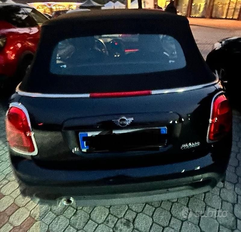 Usata Mini Cooper Cabriolet Essential 136 CV (100 kW) 2022 Nero Cabrio