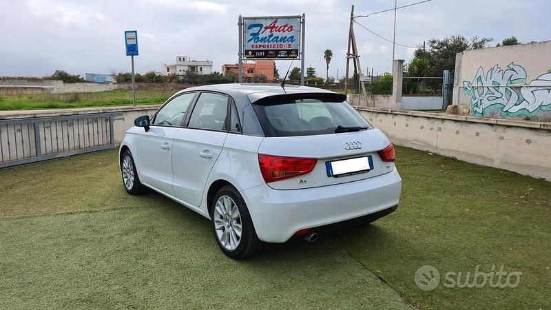 Usata Audi A1 Sportback 90 CV (66 kW) 2013 Bianco Utilitaria