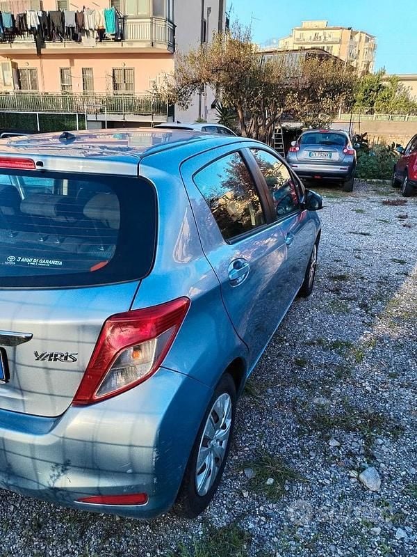 Usata Toyota Yaris 2012 Utilitaria