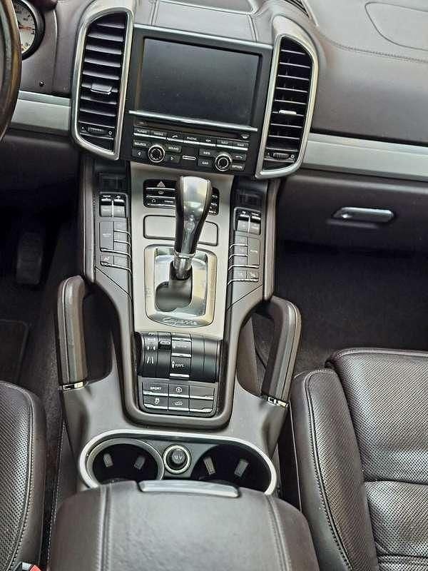 Usata Porsche Cayenne 333 CV (244 kW) 2013 Blu/azzurro SUV