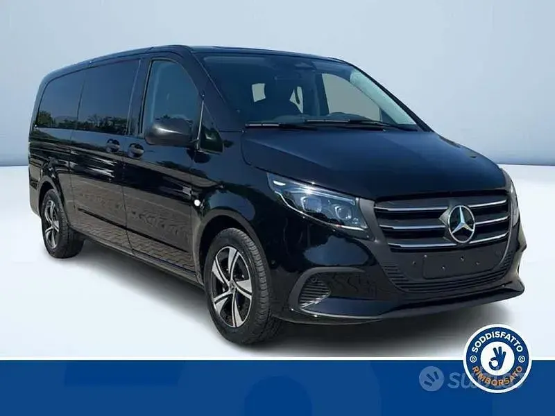 Nuova Mercedes Vito 161 CV (118 kW) 2026 Nero Furgone