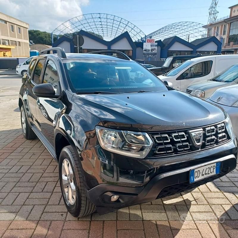 Usata Dacia Duster 100 CV (73 kW) 2021 Nero SUV